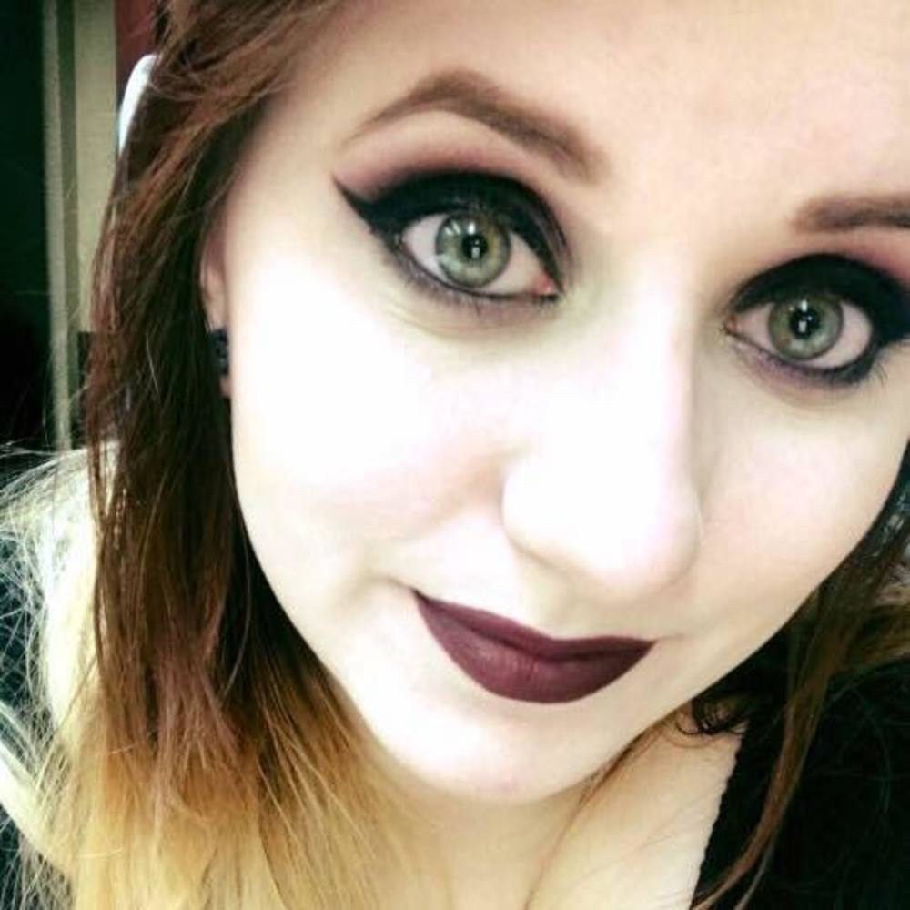 Meet your Posher, Marisa